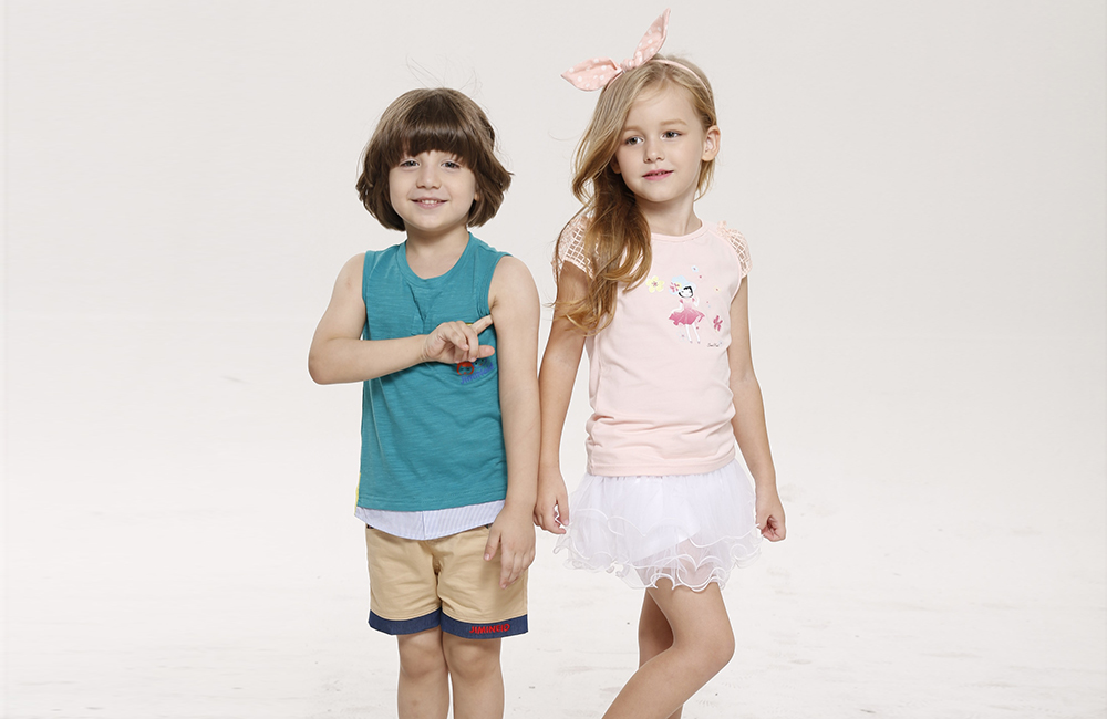 二娃來了,童裝行業即將迎來新機遇 二娃來了,童裝行業即將迎來新機遇